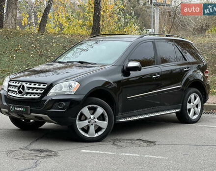 Черный Мерседес М-Класс, объемом двигателя 3.5 л и пробегом 265 тыс. км за 14300 $, фото 8 на Automoto.ua