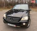 Чорний Мерседес М-Клас, об'ємом двигуна 3 л та пробігом 284 тис. км за 7300 $, фото 1 на Automoto.ua