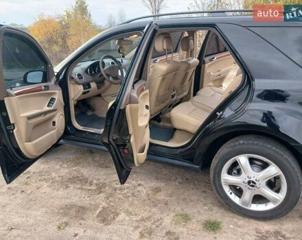 Чорний Мерседес М-Клас, об'ємом двигуна 3.5 л та пробігом 234 тис. км за 13500 $, фото 7 на Automoto.ua