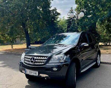 Чорний Мерседес М-Клас, об'ємом двигуна 3.5 л та пробігом 113 тис. км за 12200 $, фото 1 на Automoto.ua