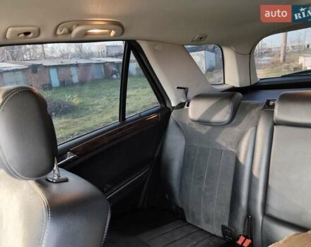 Черный Мерседес М-Класс, объемом двигателя 2.99 л и пробегом 310 тыс. км за 12500 $, фото 24 на Automoto.ua