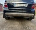Черный Мерседес М-Класс, объемом двигателя 3.5 л и пробегом 221 тыс. км за 12800 $, фото 12 на Automoto.ua