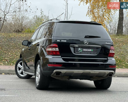 Черный Мерседес М-Класс, объемом двигателя 3.5 л и пробегом 265 тыс. км за 14300 $, фото 18 на Automoto.ua