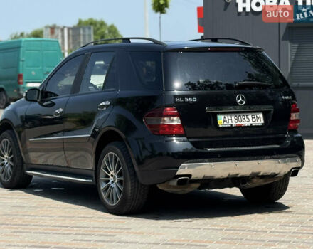 Черный Мерседес М-Класс, объемом двигателя 3.5 л и пробегом 287 тыс. км за 10500 $, фото 8 на Automoto.ua