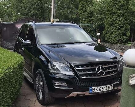 Черный Мерседес М-Класс, объемом двигателя 3.5 л и пробегом 294 тыс. км за 14500 $, фото 2 на Automoto.ua