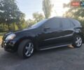 Черный Мерседес М-Класс, объемом двигателя 2.99 л и пробегом 264 тыс. км за 13999 $, фото 3 на Automoto.ua