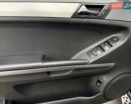 Черный Мерседес М-Класс, объемом двигателя 3.5 л и пробегом 174 тыс. км за 10999 $, фото 45 на Automoto.ua