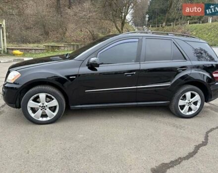 Чорний Мерседес М-Клас, об'ємом двигуна 2.99 л та пробігом 370 тис. км за 10900 $, фото 4 на Automoto.ua