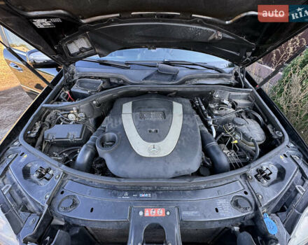 Черный Мерседес М-Класс, объемом двигателя 5.5 л и пробегом 310 тыс. км за 14000 $, фото 12 на Automoto.ua