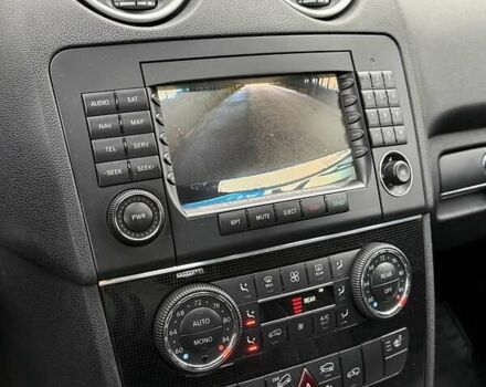 Черный Мерседес М-Класс, объемом двигателя 3.5 л и пробегом 174 тыс. км за 10950 $, фото 53 на Automoto.ua