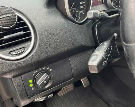 Чорний Мерседес М-Клас, об'ємом двигуна 3 л та пробігом 284 тис. км за 7300 $, фото 24 на Automoto.ua