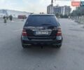 Черный Мерседес М-Класс, объемом двигателя 6.2 л и пробегом 236 тыс. км за 13000 $, фото 7 на Automoto.ua