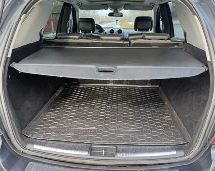 Черный Мерседес М-Класс, объемом двигателя 3 л и пробегом 301 тыс. км за 12800 $, фото 19 на Automoto.ua