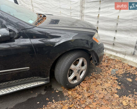 Черный Мерседес М-Класс, объемом двигателя 3.5 л и пробегом 313 тыс. км за 6500 $, фото 6 на Automoto.ua