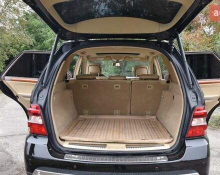 Черный Мерседес М-Класс, объемом двигателя 3.5 л и пробегом 159 тыс. км за 14900 $, фото 16 на Automoto.ua