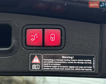 Черный Мерседес М-Класс, объемом двигателя 3.5 л и пробегом 265 тыс. км за 14300 $, фото 57 на Automoto.ua