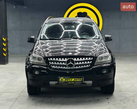 Чорний Мерседес М-Клас, об'ємом двигуна 2.99 л та пробігом 256 тис. км за 14800 $, фото 1 на Automoto.ua