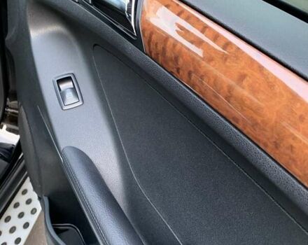 Черный Мерседес М-Класс, объемом двигателя 3.5 л и пробегом 100 тыс. км за 15000 $, фото 3 на Automoto.ua