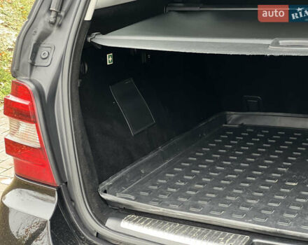 Черный Мерседес М-Класс, объемом двигателя 3.5 л и пробегом 265 тыс. км за 14300 $, фото 55 на Automoto.ua