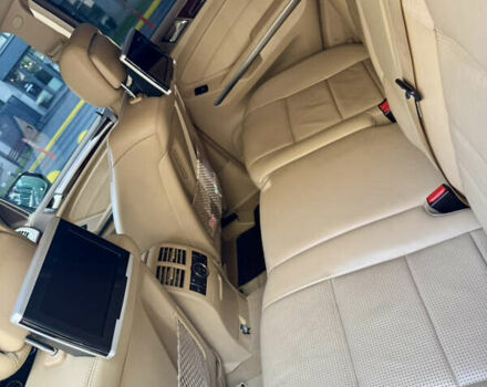 Черный Мерседес М-Класс, объемом двигателя 6.21 л и пробегом 174 тыс. км за 18999 $, фото 9 на Automoto.ua