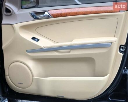 Чорний Мерседес М-Клас, об'ємом двигуна 3.5 л та пробігом 197 тис. км за 9999 $, фото 35 на Automoto.ua