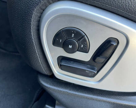 Черный Мерседес М-Класс, объемом двигателя 3.5 л и пробегом 285 тыс. км за 10000 $, фото 7 на Automoto.ua