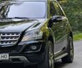 Черный Мерседес М-Класс, объемом двигателя 3.5 л и пробегом 257 тыс. км за 10499 $, фото 7 на Automoto.ua