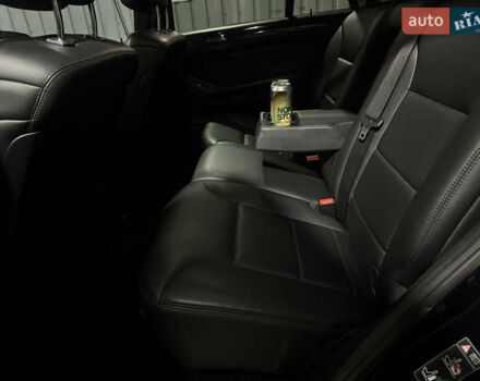 Черный Мерседес М-Класс, объемом двигателя 3.5 л и пробегом 196 тыс. км за 15000 $, фото 25 на Automoto.ua