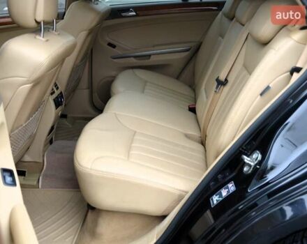 Чорний Мерседес М-Клас, об'ємом двигуна 3.5 л та пробігом 197 тис. км за 9999 $, фото 29 на Automoto.ua