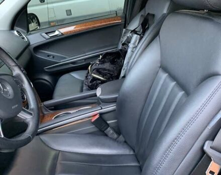 Черный Мерседес М-Класс, объемом двигателя 3.5 л и пробегом 100 тыс. км за 15000 $, фото 14 на Automoto.ua