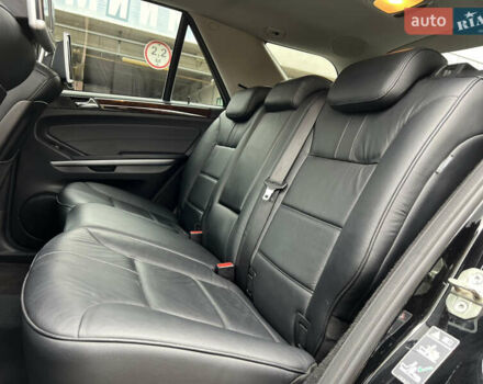 Черный Мерседес М-Класс, объемом двигателя 3.5 л и пробегом 265 тыс. км за 14300 $, фото 44 на Automoto.ua