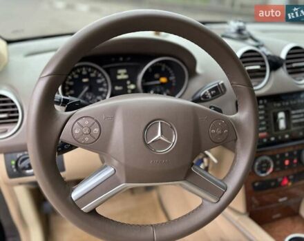 Чорний Мерседес М-Клас, об'ємом двигуна 2.99 л та пробігом 370 тис. км за 10900 $, фото 14 на Automoto.ua