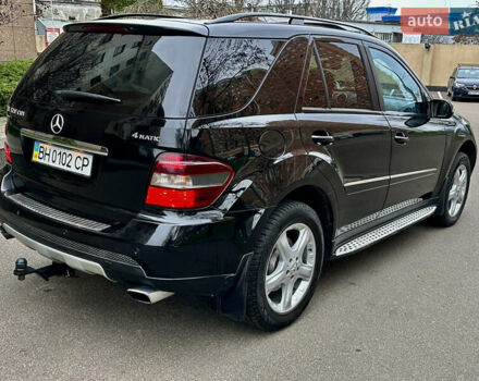Чорний Мерседес М-Клас, об'ємом двигуна 3 л та пробігом 255 тис. км за 14000 $, фото 10 на Automoto.ua