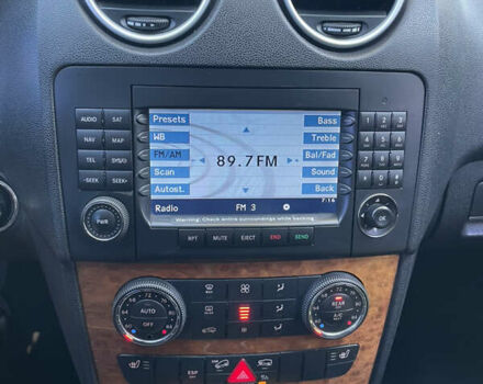 Черный Мерседес М-Класс, объемом двигателя 3.5 л и пробегом 285 тыс. км за 10000 $, фото 8 на Automoto.ua