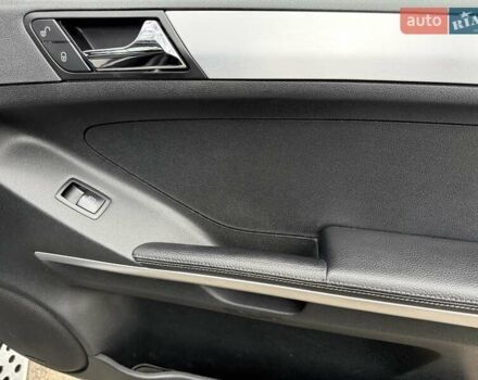Черный Мерседес М-Класс, объемом двигателя 3.5 л и пробегом 174 тыс. км за 10950 $, фото 50 на Automoto.ua