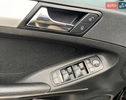 Чорний Мерседес М-Клас, об'ємом двигуна 3 л та пробігом 284 тис. км за 7300 $, фото 25 на Automoto.ua