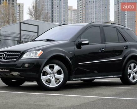 Чорний Мерседес М-Клас, об'ємом двигуна 3.5 л та пробігом 197 тис. км за 9999 $, фото 9 на Automoto.ua