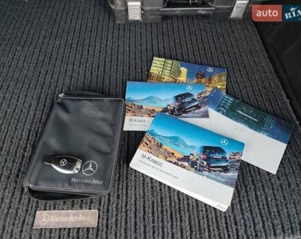 Черный Мерседес М-Класс, объемом двигателя 2.99 л и пробегом 310 тыс. км за 12500 $, фото 5 на Automoto.ua