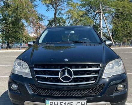 Чорний Мерседес М-Клас, об'ємом двигуна 0 л та пробігом 338 тис. км за 11300 $, фото 9 на Automoto.ua