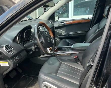 Черный Мерседес М-Класс, объемом двигателя 3 л и пробегом 248 тыс. км за 15400 $, фото 4 на Automoto.ua