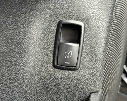 Черный Мерседес М-Класс, объемом двигателя 3.5 л и пробегом 174 тыс. км за 10999 $, фото 67 на Automoto.ua