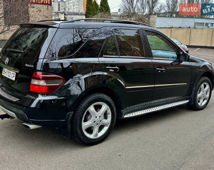Чорний Мерседес М-Клас, об'ємом двигуна 3 л та пробігом 255 тис. км за 14000 $, фото 9 на Automoto.ua