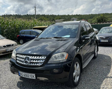 Чорний Мерседес М-Клас, об'ємом двигуна 3.5 л та пробігом 249 тис. км за 9500 $, фото 1 на Automoto.ua