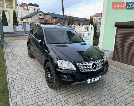 Черный Мерседес М-Класс, объемом двигателя 3 л и пробегом 177 тыс. км за 15300 $, фото 2 на Automoto.ua