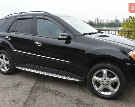 Черный Мерседес М-Класс, объемом двигателя 3.5 л и пробегом 159 тыс. км за 14900 $, фото 2 на Automoto.ua