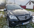 Черный Мерседес М-Класс, объемом двигателя 3 л и пробегом 301 тыс. км за 12800 $, фото 1 на Automoto.ua