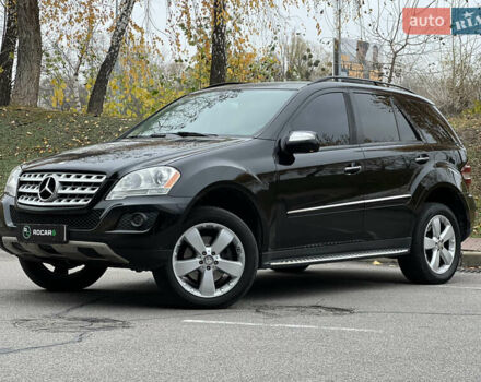 Черный Мерседес М-Класс, объемом двигателя 3.5 л и пробегом 265 тыс. км за 14300 $, фото 9 на Automoto.ua