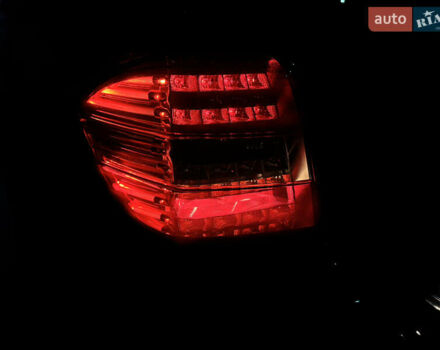 Черный Мерседес М-Класс, объемом двигателя 3.5 л и пробегом 196 тыс. км за 15000 $, фото 53 на Automoto.ua