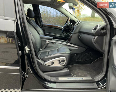 Черный Мерседес М-Класс, объемом двигателя 3.5 л и пробегом 265 тыс. км за 14300 $, фото 65 на Automoto.ua