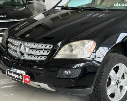 Мерседес М-Класс 2008 в Одессе на Automoto.ua Черный Мерседес М-Класс, объемом двигателя 3 л и пробегом 264 тыс. км за 12240 $, фото 3 на Automoto.ua